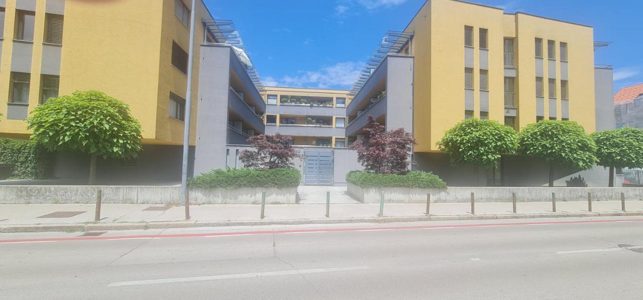 Apartma Minas Διαμέρισμα Λιουμπλιάνα Εξωτερικό φωτογραφία